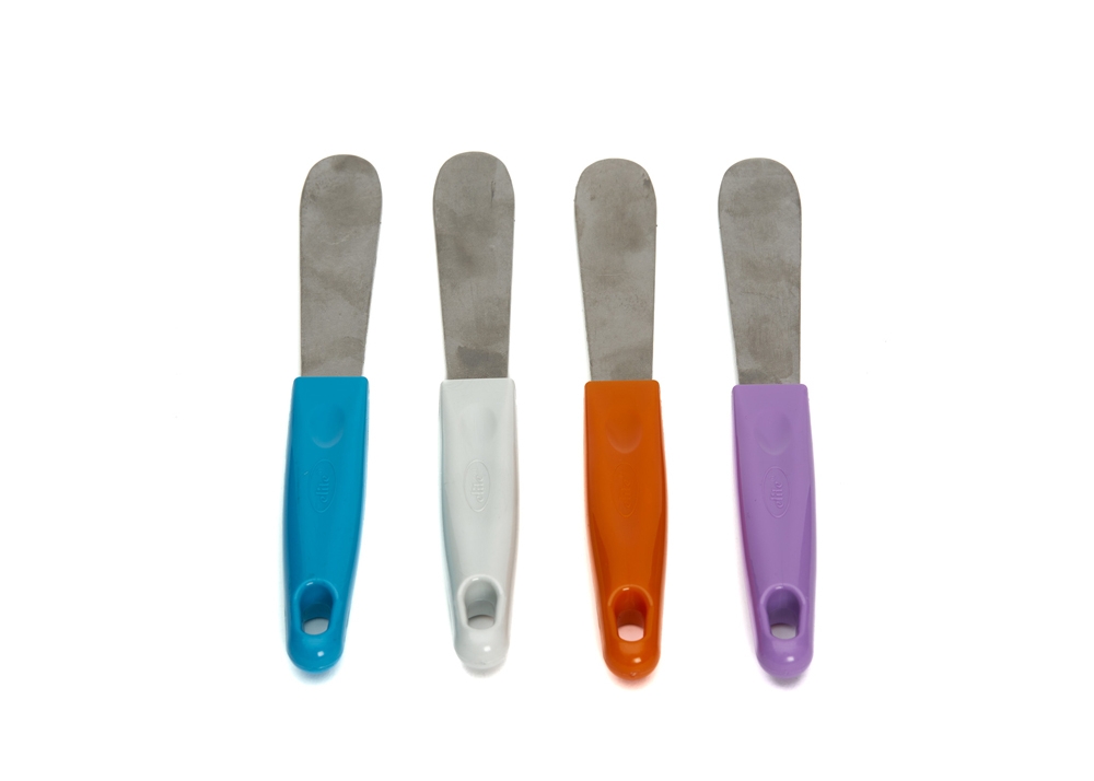 Metal bol qaşığı